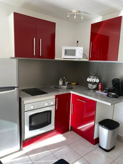 Appartement Proche De La Plage Saint-Pierre-la-Mer  ภายนอก รูปภาพ